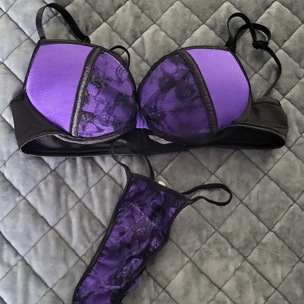 Purple and Black Lace Lingerie Set - Picture 1 of 3